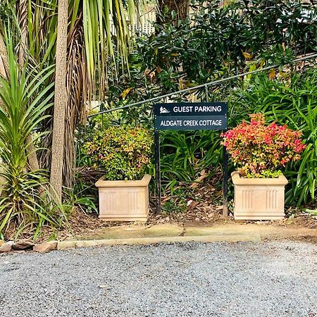 Aldgate Creek Cottage Bed And Breakfast Exterior foto