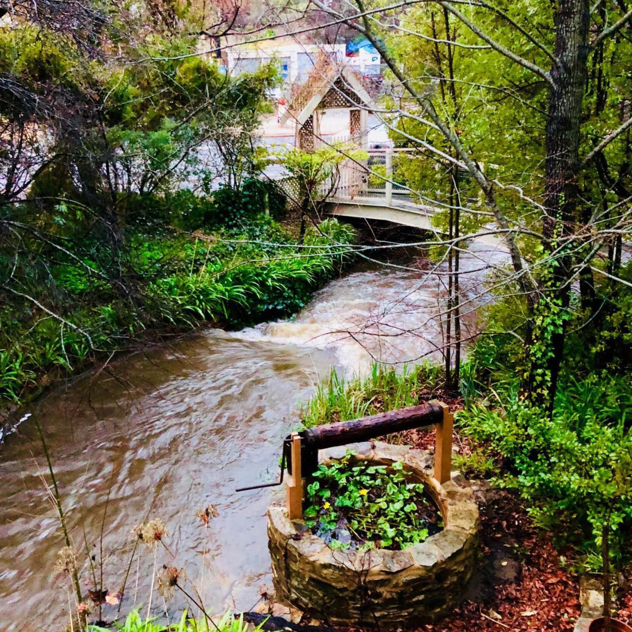Aldgate Creek Cottage Bed And Breakfast Exterior foto